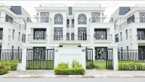 Cả cặp biệt thự Hud Mê Linh đập thông thành 600m2