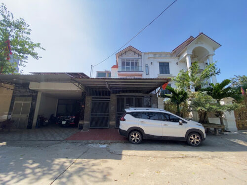 Đất đấu giá Tráng Việt Mê Linh sẵn nhà 3 tầng